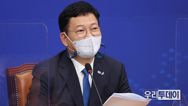 송영길 더불어민주당 대표가 이재명 손을 들어줬다 (사진제공=더불어민주당)