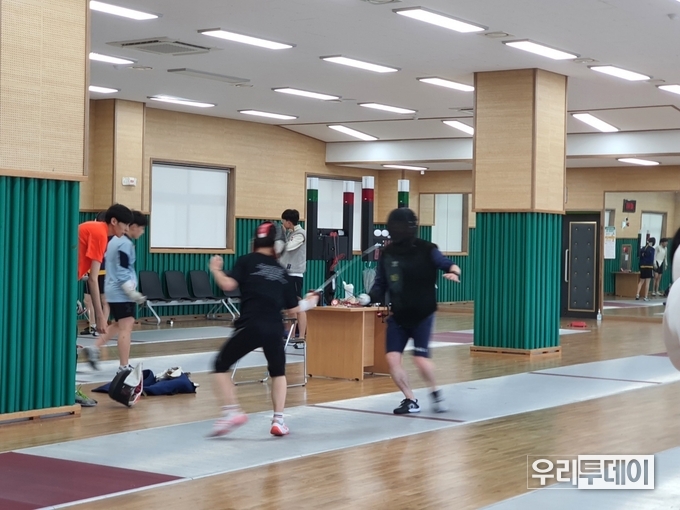 더운 날씨에도 열심히 훈령 중이다 (사진제공=박현정기자)
