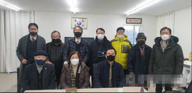 김진태 전 의원이 시민단체와 레고랜드 시민검증특별위원회를 발족했을 당시 모습