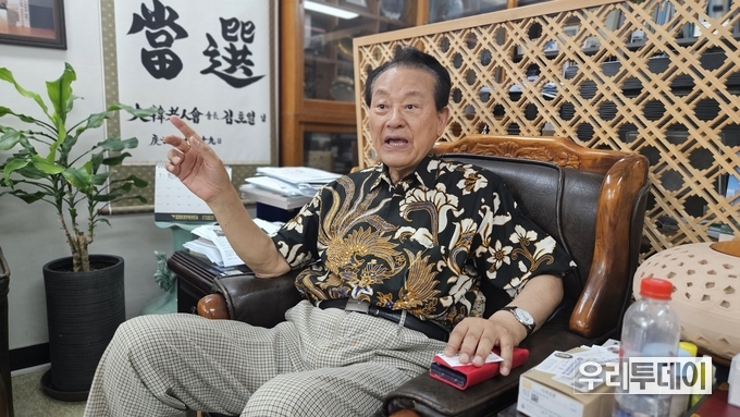 본지는 영등포구 여의도동에 위치한 사단법인 한국응용통계연구원을 방문해 김호일 전 대한노인회 회장을 면담했다.