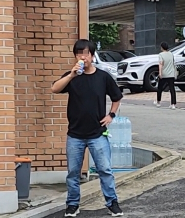 성범죄자 공인중개사 보조원의 아들(지난 7월 17일 사진)
