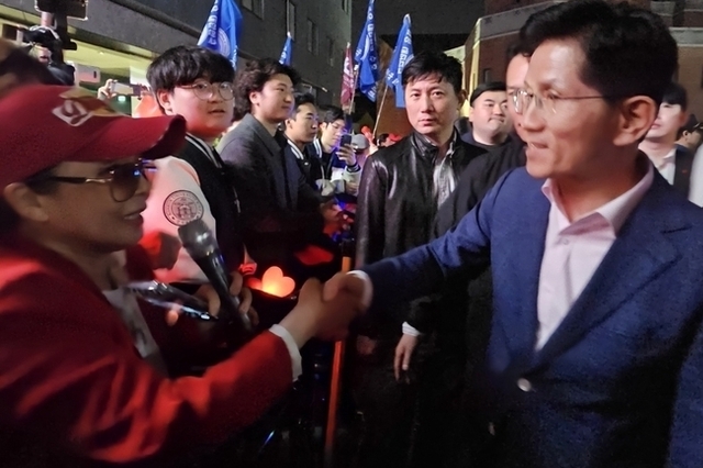 ㈜아트앤컬트코리아 임연희 애국가수, "저와 김문수후보는 2016년 박근혜탄핵때부터 광화문에서 함께 애국운동한 사이입니다"