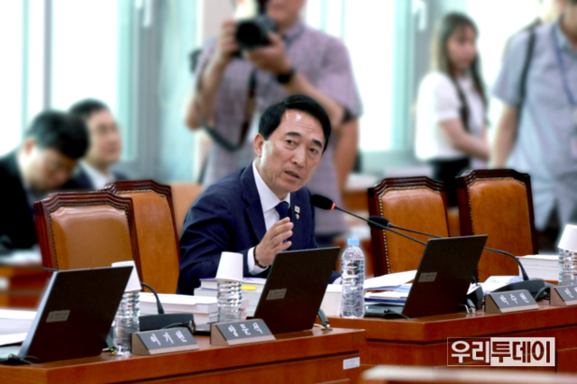 더불어민주당 박수현 의원, ‘지역신문 발전정책 대전환’ 촉구..최휘영 문체부장관 후보자 '화답’