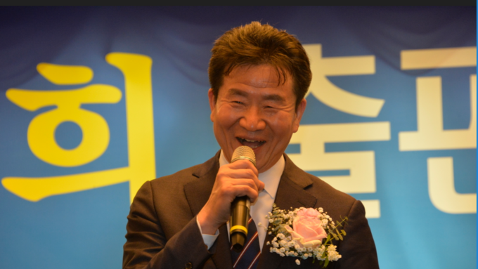 한연희 대표, ‘행정은 사람이다’ 출판기념회 성황